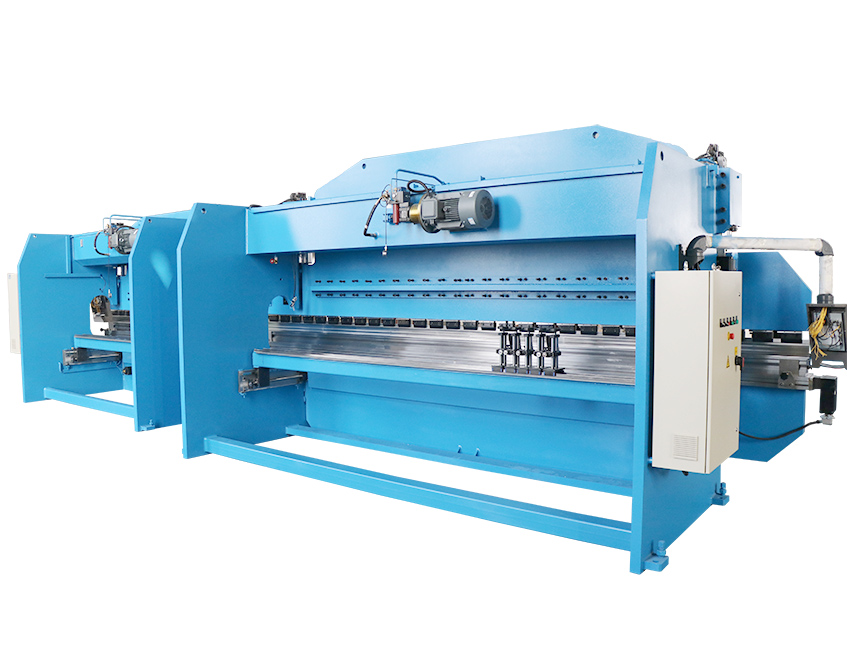 2xWE67K-200T6300 CNC Press Brake in Tandem